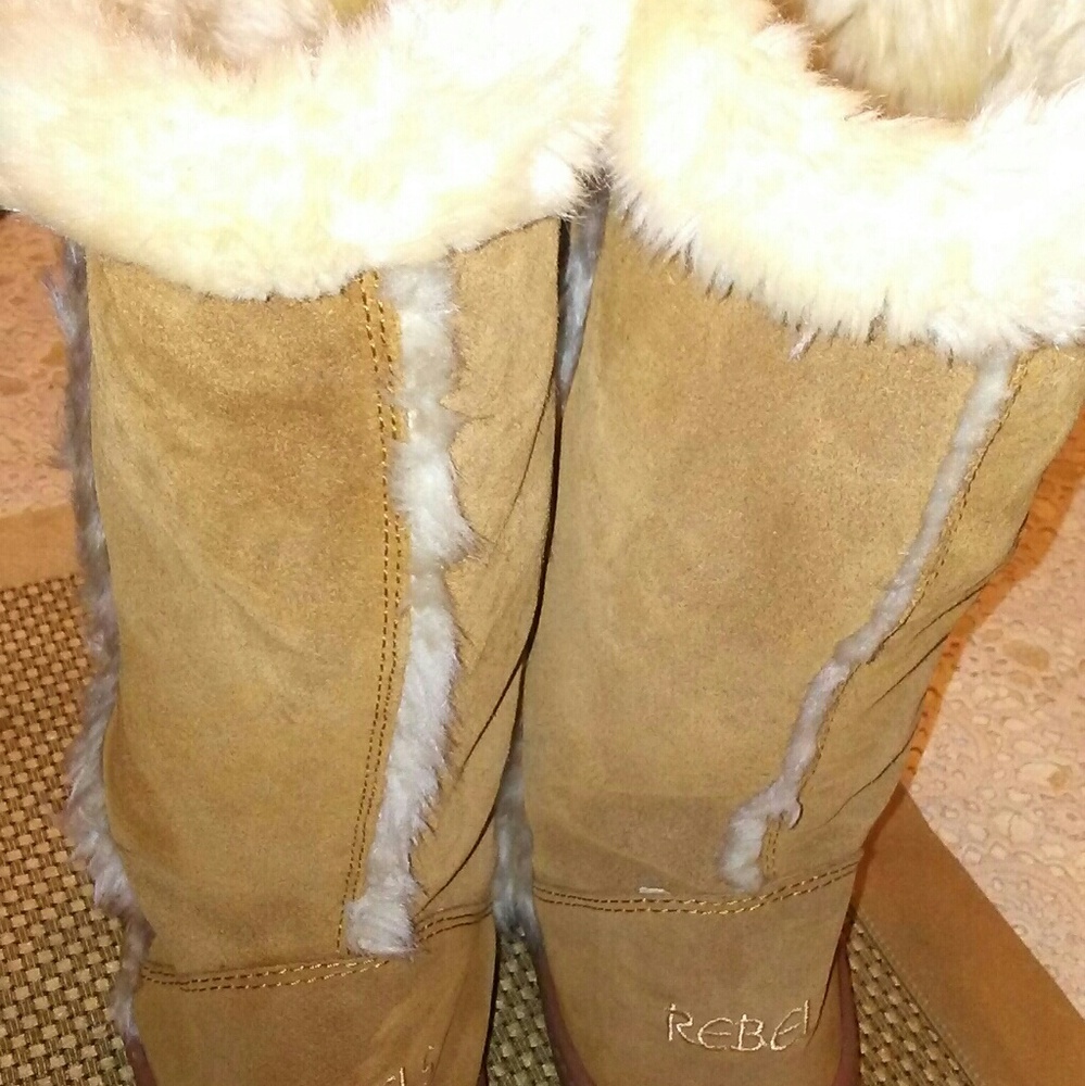 Rebels Boots